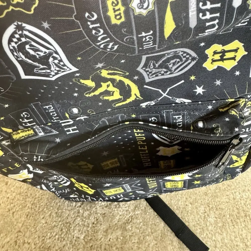 Harry Potter Hufflepuff Backpack Black Yellow Hogwarts House Laptop Bag NWOT